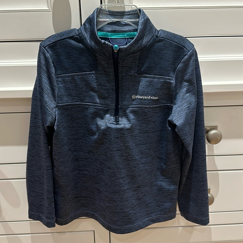 Vineyard Vines “the Shep shirt” lightweight, size 5